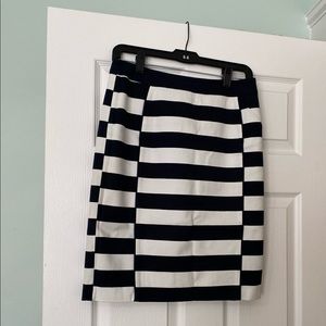 Navy/white bold stripes pencil skirt